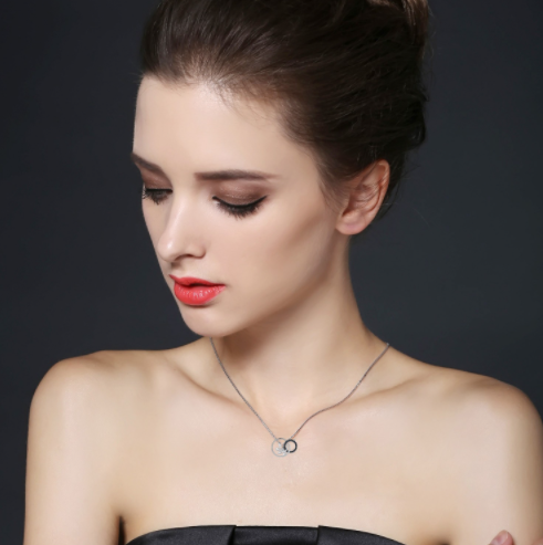Fashion Double Circle Sterling Silver Pendant Necklace