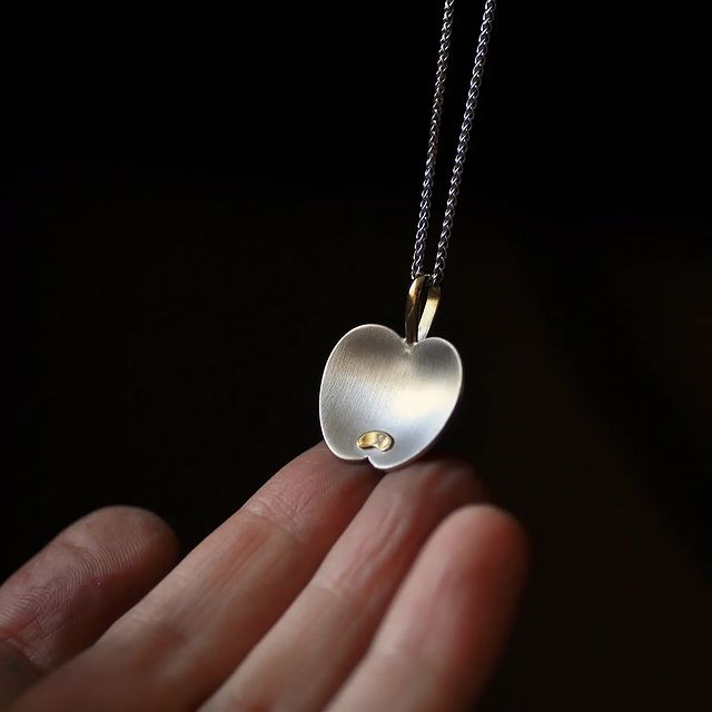 925 Silver Vintage Apple Necklace