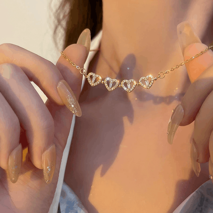 LAST DAY 70% OFF-☘Four-Leaf Heart Shape Necklace🎁The Best Gifts For Your Loved Ones